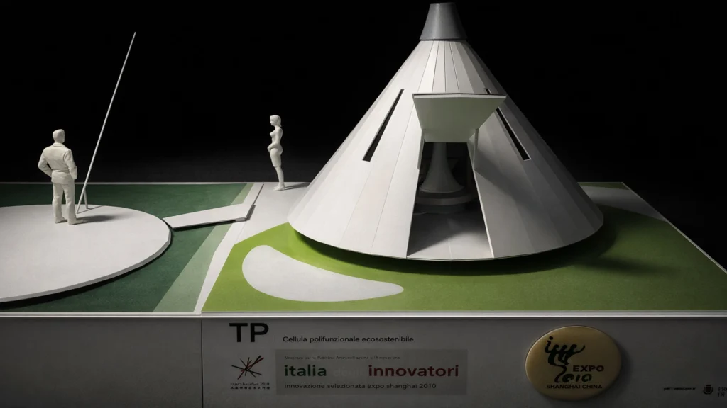DDettaglio ravvicinato di un modulo del plastico di presentazione, focus sulla struttura opaca e la base plexiglass verniciato.